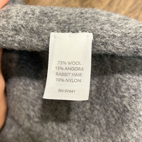 J. Jill Gray Women's Cardigan Sweater - Picture 7 of 8